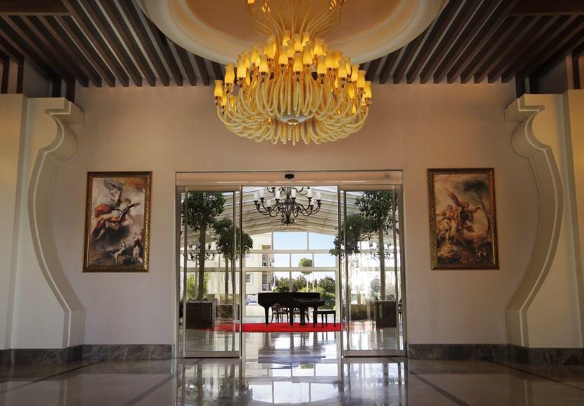 Ada Beach Hotel Karavas  Exterior photo