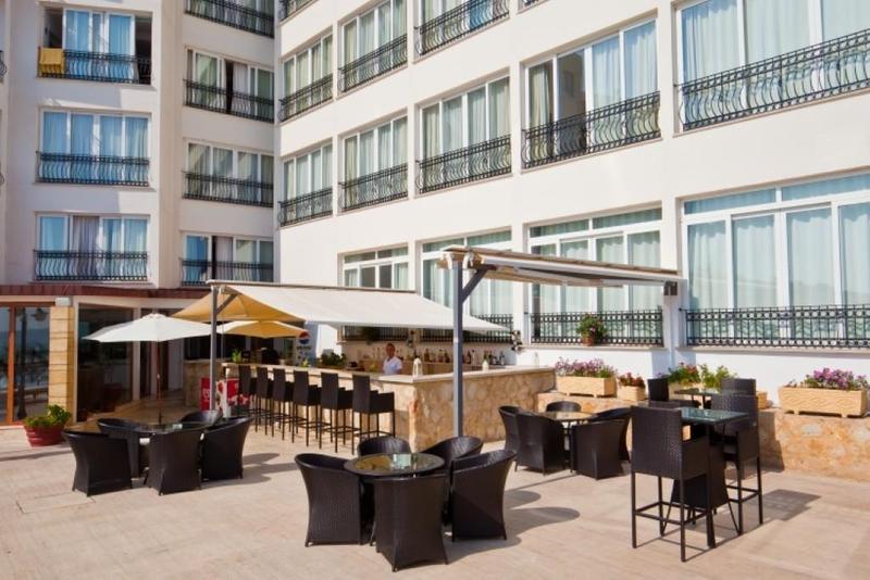 Ada Beach Hotel Karavas  Exterior photo