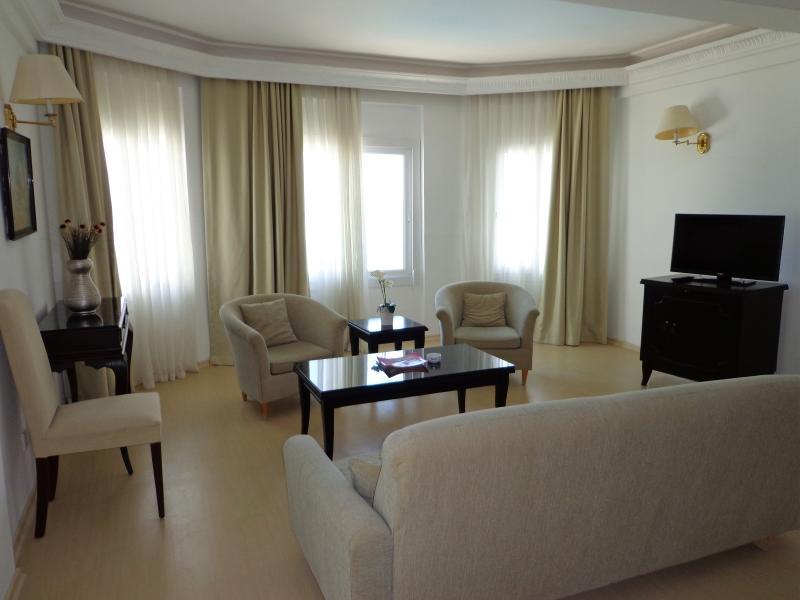 Ada Beach Hotel Karavas  Exterior photo